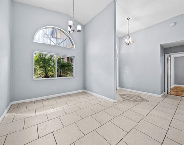 16105 Temple Boulevard - Photo Thumbnail 36