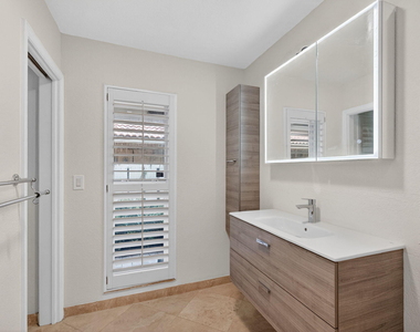 2213 Ne 16th Street - Photo Thumbnail 30