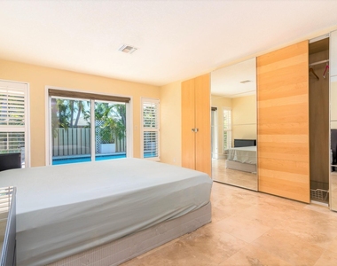 2213 Ne 16th Street - Photo Thumbnail 21