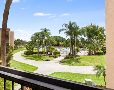 2255 Lindell Boulevard - Photo Thumbnail 34