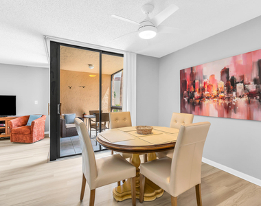 2255 Lindell Boulevard - Photo Thumbnail 7