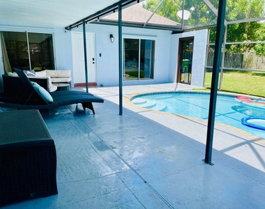 1317 Periwinkle Place - Photo Thumbnail 20