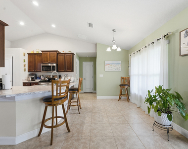 5923 Nw Brianna Court - Photo Thumbnail 15
