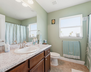 5923 Nw Brianna Court - Photo Thumbnail 30