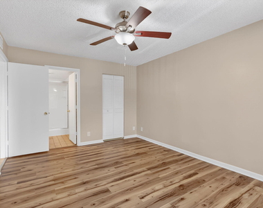 624 Sea Pine Way - Photo Thumbnail 24