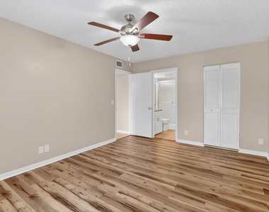624 Sea Pine Way - Photo Thumbnail 23