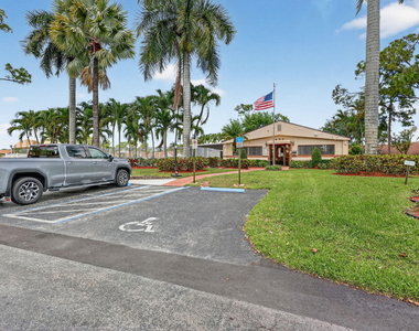 624 Sea Pine Way - Photo Thumbnail 36