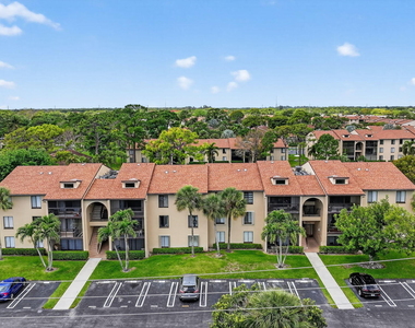 624 Sea Pine Way - Photo Thumbnail 39