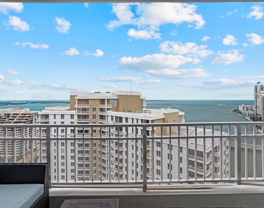 801 Brickell Key Boulevard - Photo Thumbnail 2