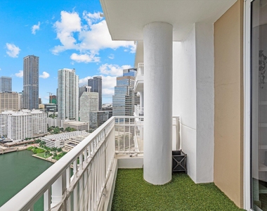 801 Brickell Key Boulevard - Photo Thumbnail 38