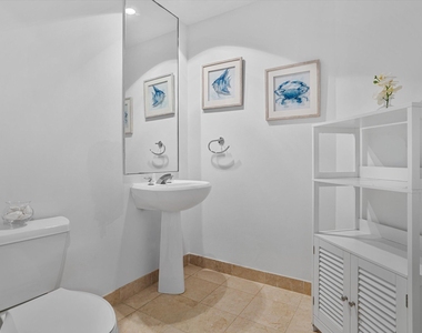 801 Brickell Key Boulevard - Photo Thumbnail 23