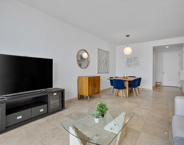 801 Brickell Key Boulevard - Photo Thumbnail 9