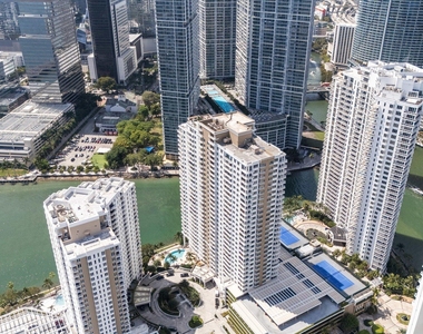 801 Brickell Key Boulevard - Photo Thumbnail 36