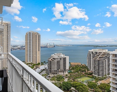 801 Brickell Key Boulevard - Photo Thumbnail 41