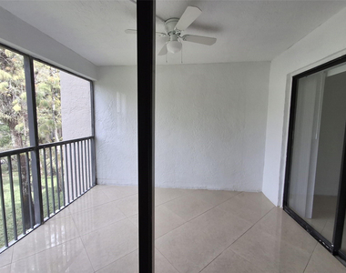 8763 Shadow Wood Boulevard - Photo Thumbnail 14
