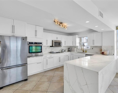 2750 Ne 183rd Street - Photo Thumbnail 10