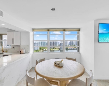 2750 Ne 183rd Street - Photo Thumbnail 11