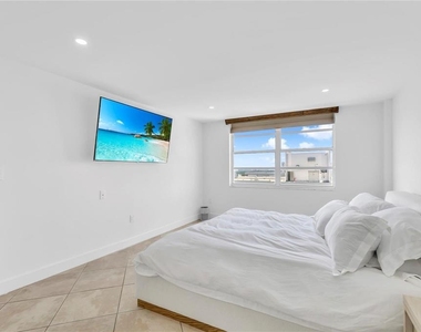 2750 Ne 183rd Street - Photo Thumbnail 17