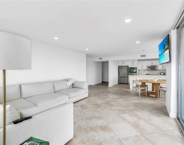 2750 Ne 183rd Street - Photo Thumbnail 12