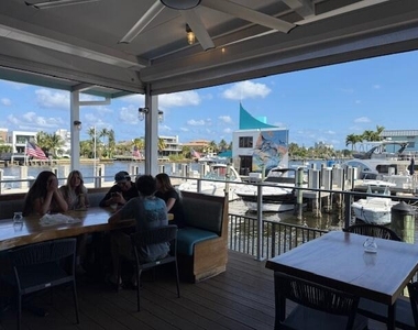 1319 E Hillsboro Boulevard - Photo Thumbnail 34