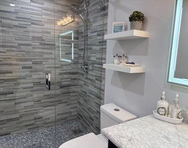 1319 E Hillsboro Boulevard - Photo Thumbnail 11