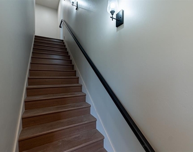 224 N 3rd Street - Photo Thumbnail 17