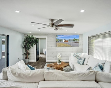 1710 Sw 6th Avenue - Photo Thumbnail 12