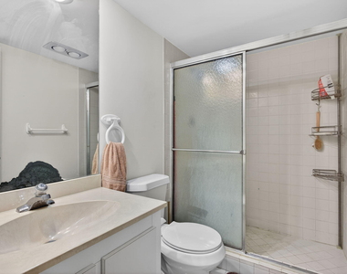 800 Cypress Boulevard - Photo Thumbnail 13