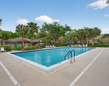 800 Cypress Boulevard - Photo Thumbnail 24
