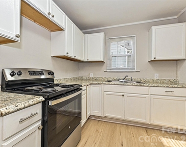3108 Rush Avenue - Photo Thumbnail 8