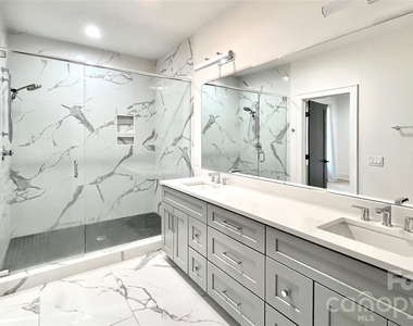 610 West Boulevard - Photo Thumbnail 5
