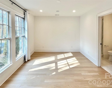 610 West Boulevard - Photo Thumbnail 7