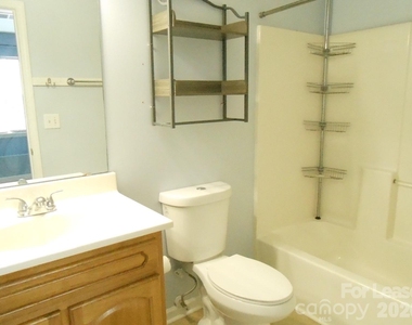 10260 Reindeer Way Lane - Photo Thumbnail 12