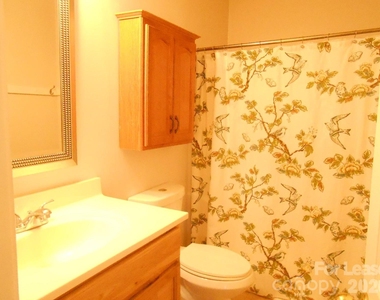 10260 Reindeer Way Lane - Photo Thumbnail 16