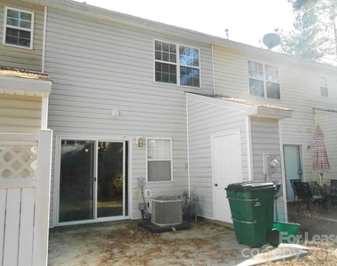 10260 Reindeer Way Lane - Photo Thumbnail 18