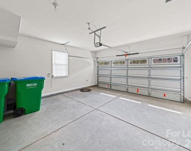 1104 Bandon Drive - Photo Thumbnail 5