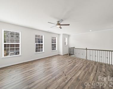 1104 Bandon Drive - Photo Thumbnail 15