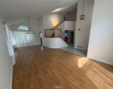 3461 Mountainside - Photo Thumbnail 5