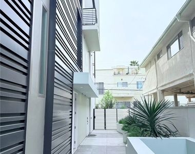 1729 S Barrington - Photo Thumbnail 2