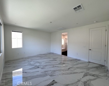 25061 River Peak Drive - Photo Thumbnail 30