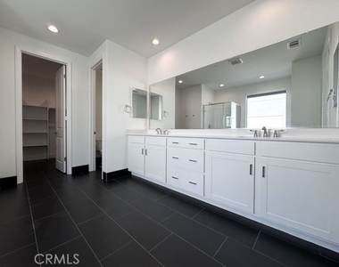 25061 River Peak Drive - Photo Thumbnail 32