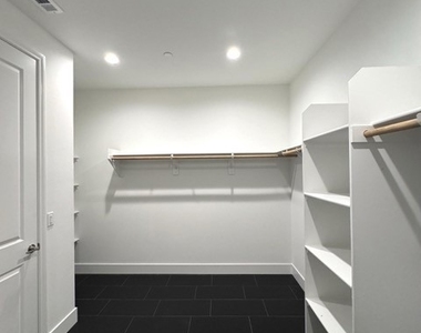 25061 River Peak Drive - Photo Thumbnail 34