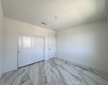 25061 River Peak Drive - Photo Thumbnail 12
