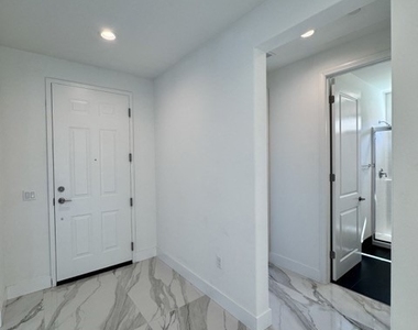 25061 River Peak Drive - Photo Thumbnail 10