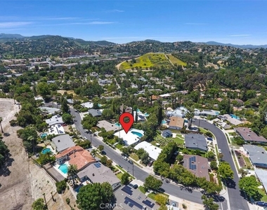 5115 Boda Place - Photo Thumbnail 13
