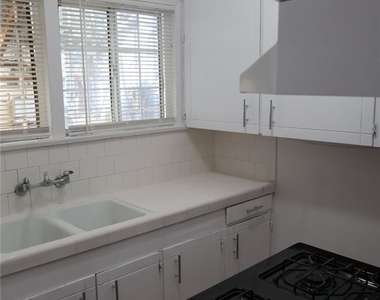 1229 E 59th - Photo Thumbnail 9