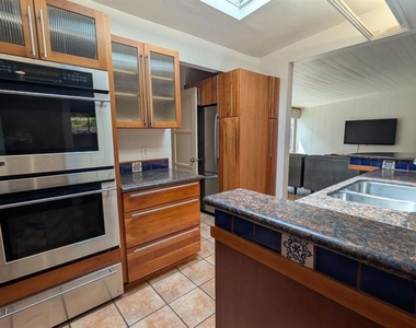 8440 La Jolla Shores Drive - Photo Thumbnail 9