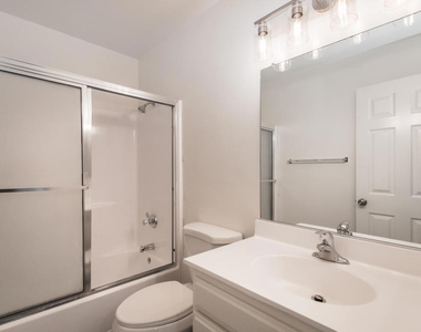 1169 Rosedale Avenue - Photo Thumbnail 14