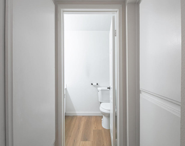 1169 Rosedale Avenue - Photo Thumbnail 7