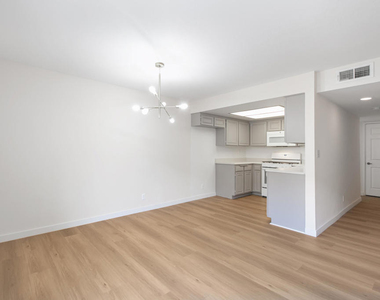 1169 Rosedale Avenue - Photo Thumbnail 1